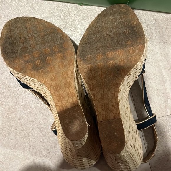 Lilly Pulitzer size 10 Ashley wedge sandals. Loved but lots of life left! - Picture 6 of 7